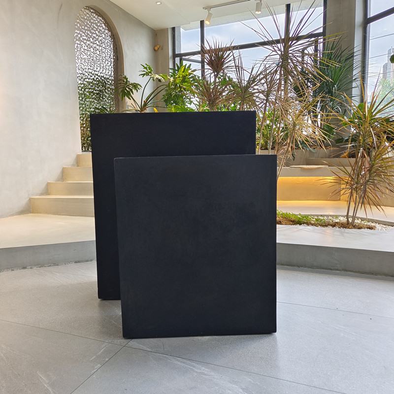Latest company blogs about Fiber clay Black Square Flower Pot: Minimalist Aesthetics, New Favorite for Greenery!