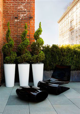 Buy Modern Fiberglass Flower Planters For Indoor And Outdoor online manufacture