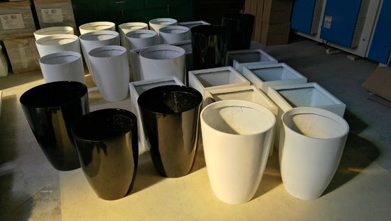 Buy Round Large Fiberglass Flower Pots for Outdoor Street Landscape online manufacture