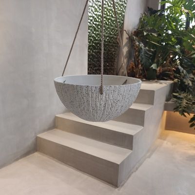 Buy Round Plastic Hanging Planters 260*260*120MM For Indoor / Outdoor Spaces online manufacture