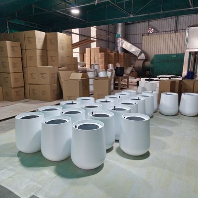 Buy Fiberglass Flower Pots Add a Touch of Elegance to Your Garden with Our Long-Lasting and Lightweight Planters online manufacture