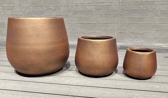 Buy Frost Resistant Fiberclay Planter Customized For Garden's Aesthetics And Durability online manufacture