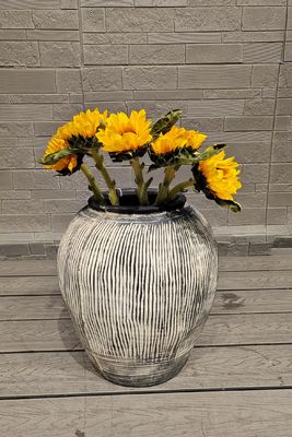 Buy Stylish And Functional Fiberclay Planter For Modern Outdoor Space online manufacture