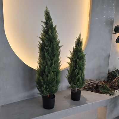 Lifelike Faux Plant Plastic Green Artificial Plant