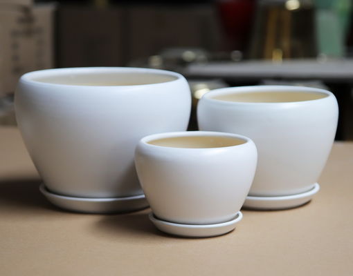 Elegant Round Ceramic Pots For Your Home Or Business Various Sizes Available