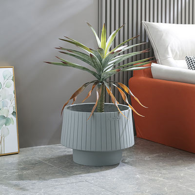 Rust Resistant Fiber Clay Planters Smooth Surface Easily Assembled