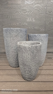 geometric cracked - like design grey round fiber clay planter with a mosaic pattern lightweight durable low-maintainence flower pot holiday Villa office decoration Rooftop Gardens landscaping project